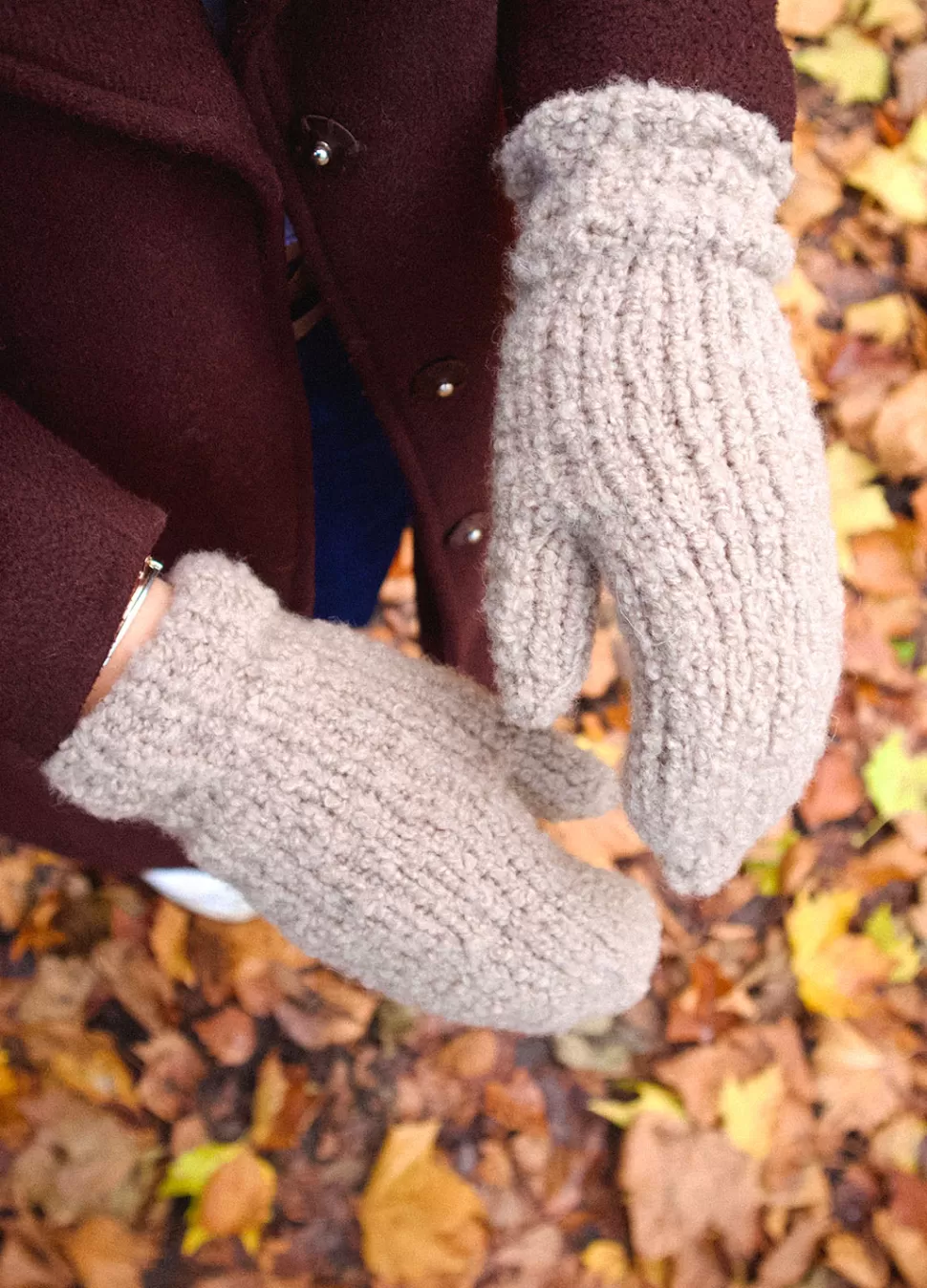 Azalea Gloves Kit>We Are Knitters Flash Sale