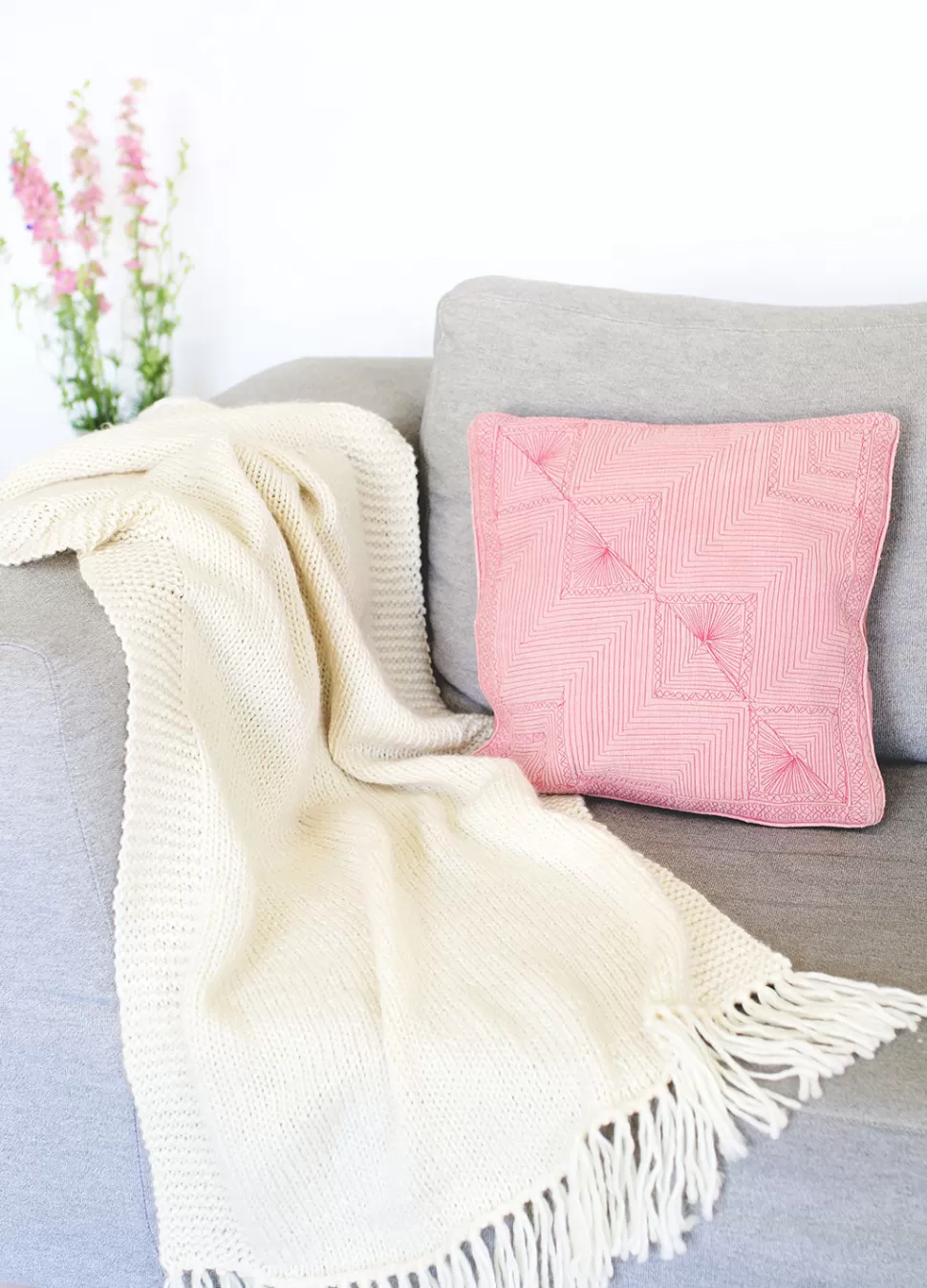 The Mellow Blanket x @morganem2 Kit>We Are Knitters Flash Sale