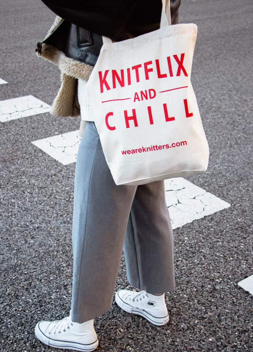 Tote Bag: Knitflix & Chill>We Are Knitters Outlet